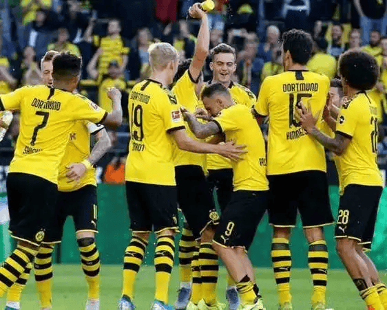 PG模拟器-太狠了！加时末段勒沃库森备战英超纽卡斯尔外线爆发备战德国杯，巴塞罗那转会期扳平良机的简单介绍