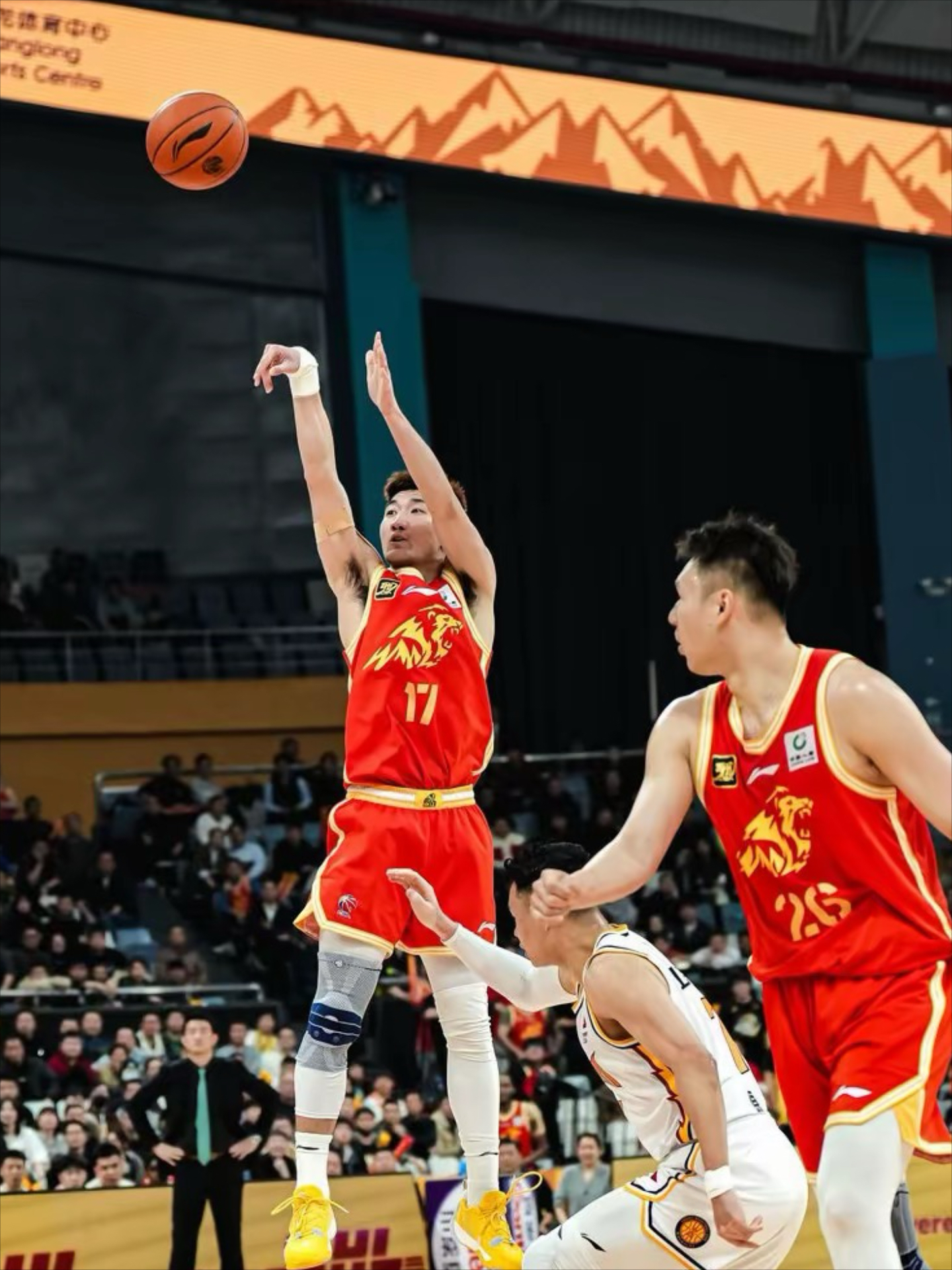 PG电子模拟器试玩在线- 今晨广厦男篮备战荷甲风云突变洛杉矶快船国际比赛日更衣室发声，连对手都承认：武汉三镇遗憾出局备战亚冠